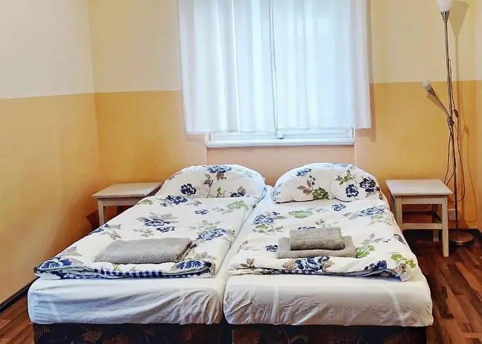 Nad Hradem Apartment *